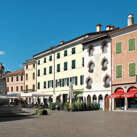 Locazione Turistica Casa Dei Fiori - Cpp400 Tatil Evi *